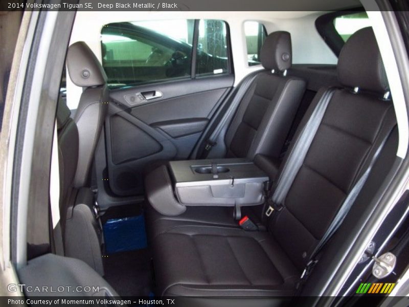 Deep Black Metallic / Black 2014 Volkswagen Tiguan SE
