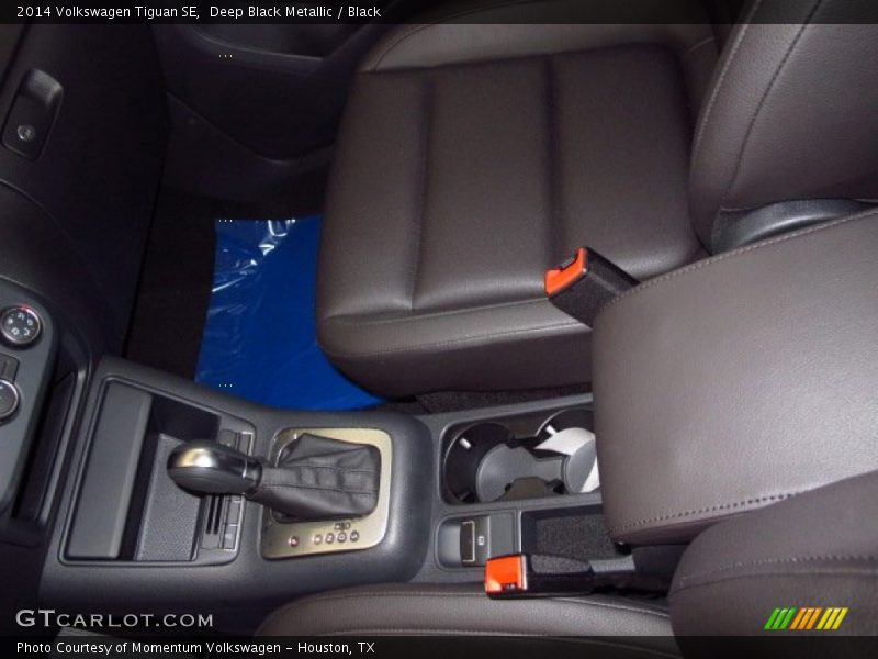 Deep Black Metallic / Black 2014 Volkswagen Tiguan SE