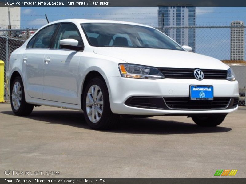 Pure White / Titan Black 2014 Volkswagen Jetta SE Sedan