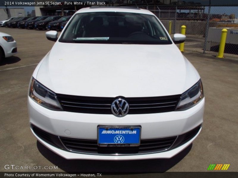 Pure White / Titan Black 2014 Volkswagen Jetta SE Sedan
