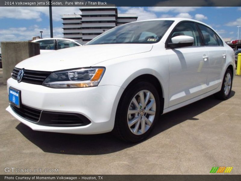 Pure White / Titan Black 2014 Volkswagen Jetta SE Sedan