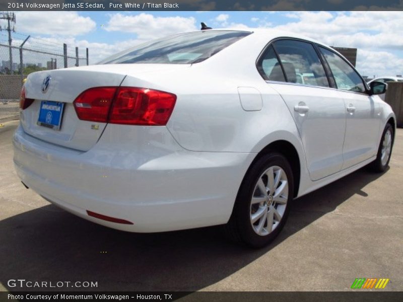 Pure White / Titan Black 2014 Volkswagen Jetta SE Sedan