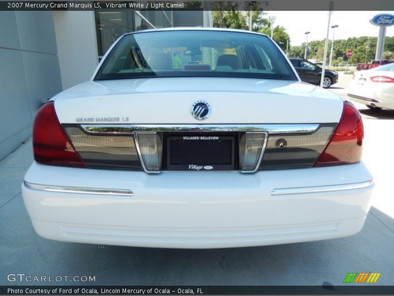 Vibrant White / Light Camel 2007 Mercury Grand Marquis LS