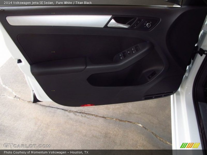 Pure White / Titan Black 2014 Volkswagen Jetta SE Sedan