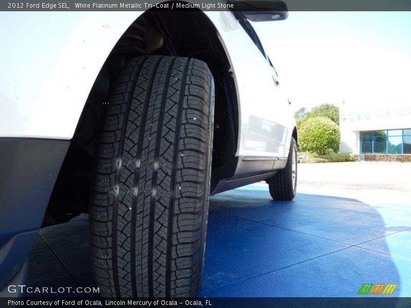 White Platinum Metallic Tri-Coat / Medium Light Stone 2012 Ford Edge SEL