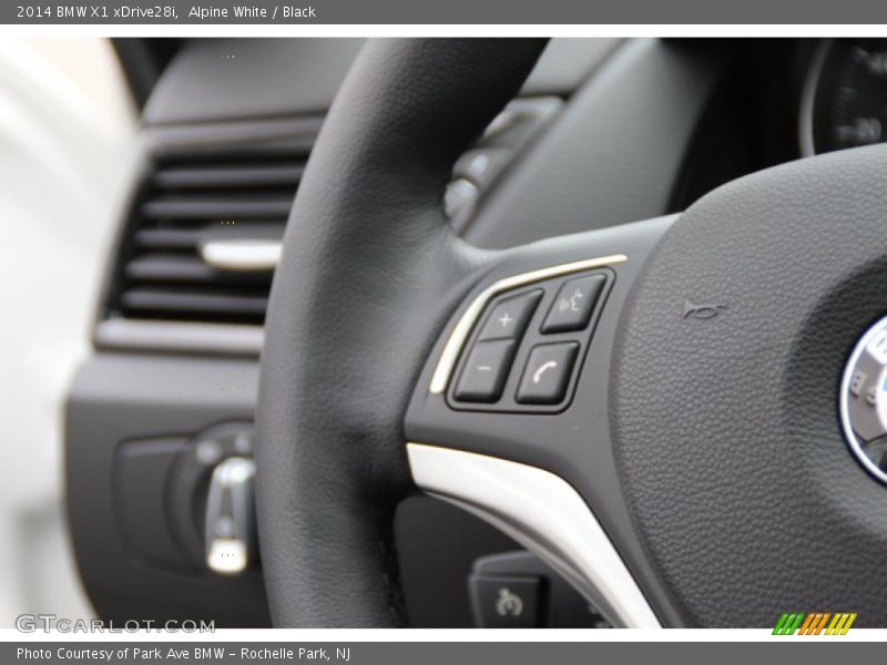 Alpine White / Black 2014 BMW X1 xDrive28i