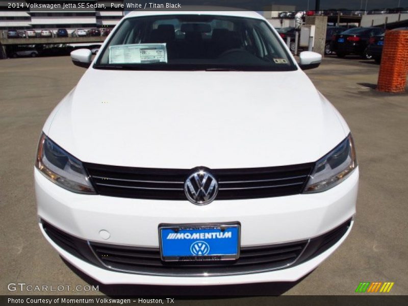 Pure White / Titan Black 2014 Volkswagen Jetta SE Sedan