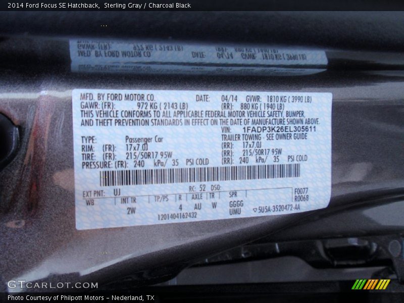 Sterling Gray / Charcoal Black 2014 Ford Focus SE Hatchback