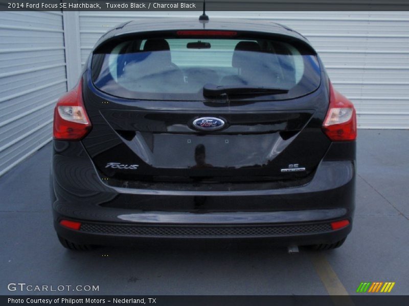 Tuxedo Black / Charcoal Black 2014 Ford Focus SE Hatchback