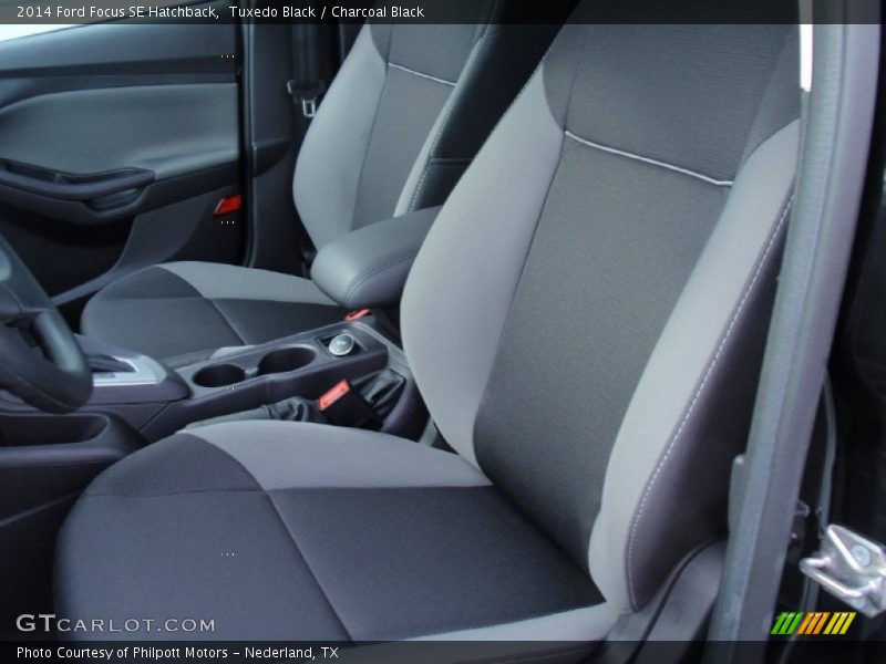 Tuxedo Black / Charcoal Black 2014 Ford Focus SE Hatchback
