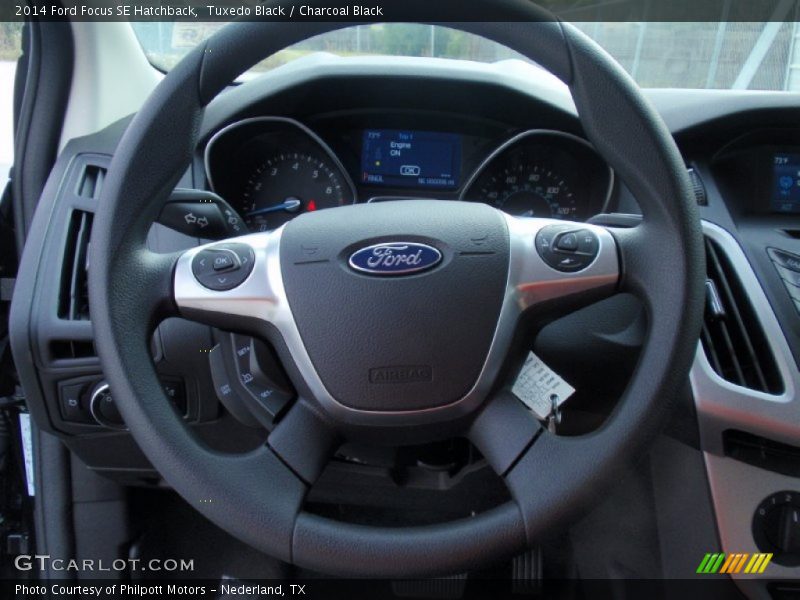 Tuxedo Black / Charcoal Black 2014 Ford Focus SE Hatchback