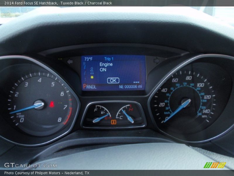 Tuxedo Black / Charcoal Black 2014 Ford Focus SE Hatchback