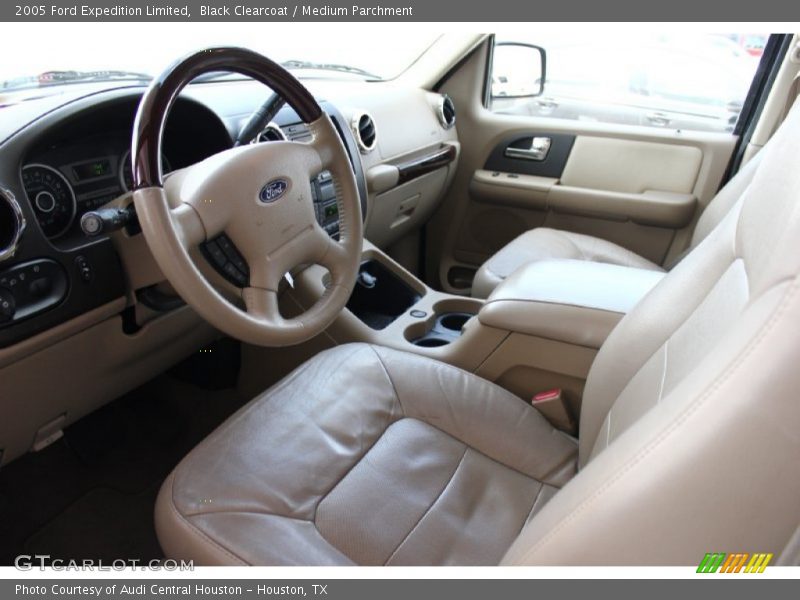 Black Clearcoat / Medium Parchment 2005 Ford Expedition Limited
