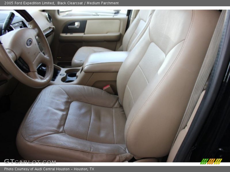 Black Clearcoat / Medium Parchment 2005 Ford Expedition Limited