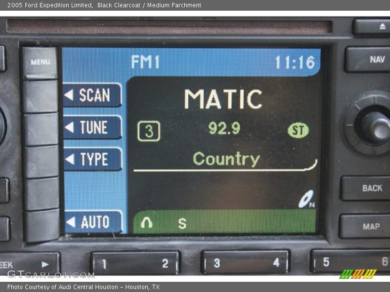 Black Clearcoat / Medium Parchment 2005 Ford Expedition Limited