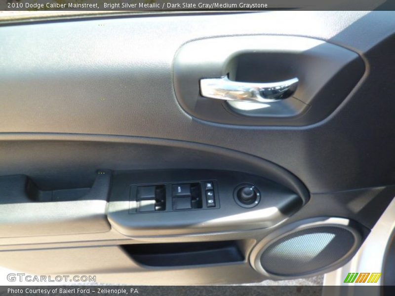 Bright Silver Metallic / Dark Slate Gray/Medium Graystone 2010 Dodge Caliber Mainstreet