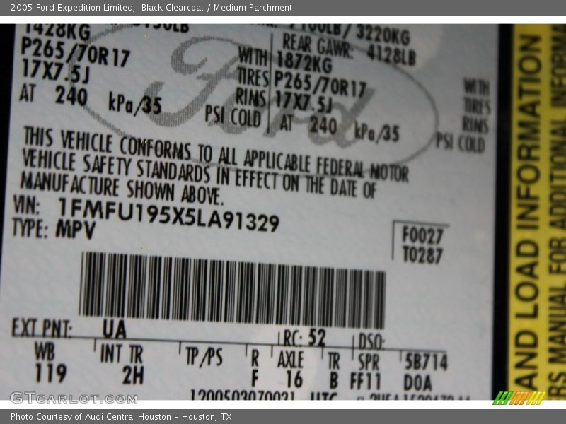 Black Clearcoat / Medium Parchment 2005 Ford Expedition Limited