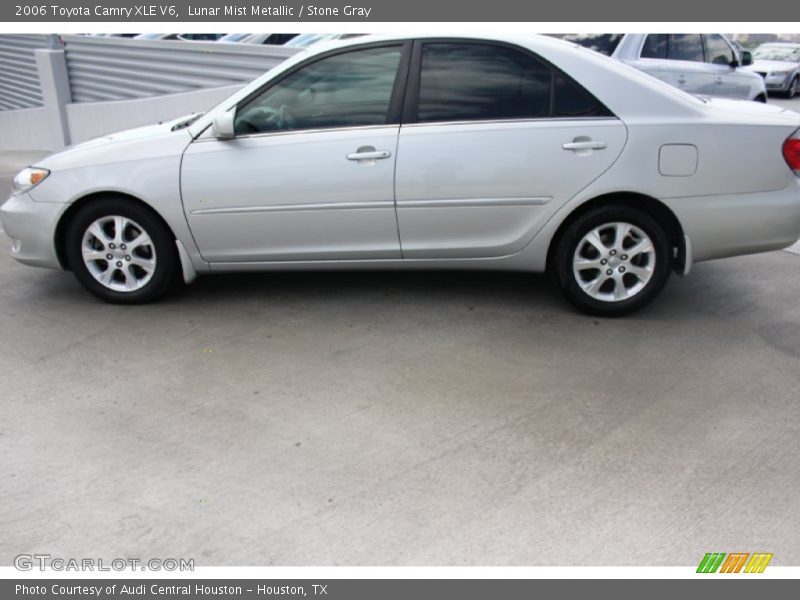 Lunar Mist Metallic / Stone Gray 2006 Toyota Camry XLE V6