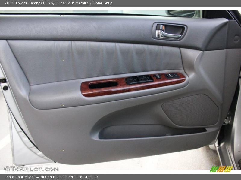 Lunar Mist Metallic / Stone Gray 2006 Toyota Camry XLE V6