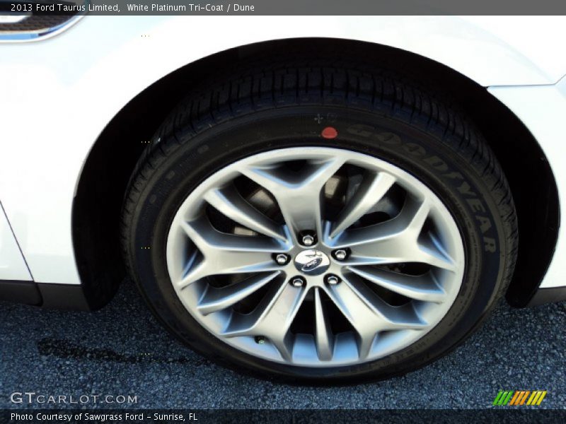 White Platinum Tri-Coat / Dune 2013 Ford Taurus Limited
