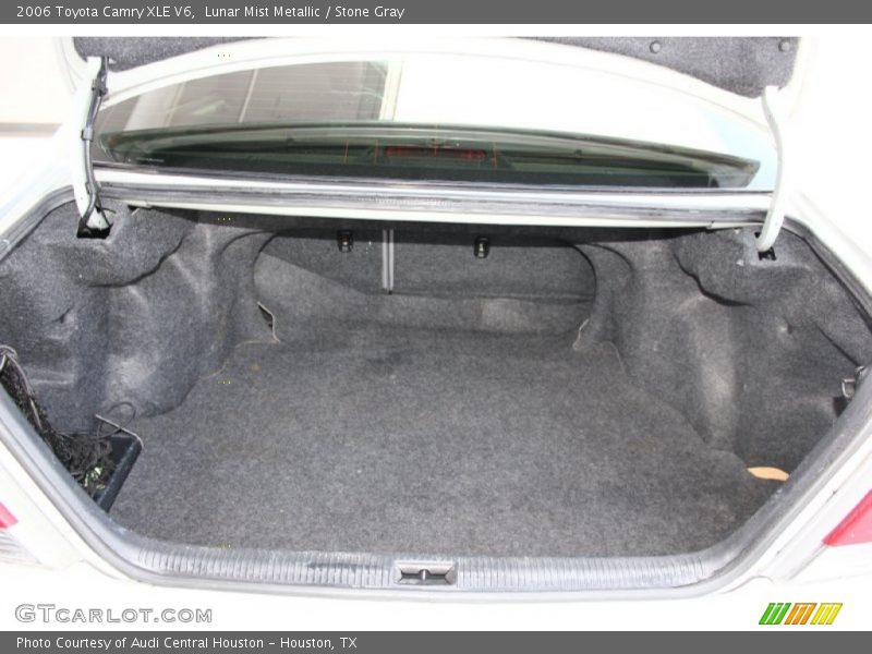 Lunar Mist Metallic / Stone Gray 2006 Toyota Camry XLE V6