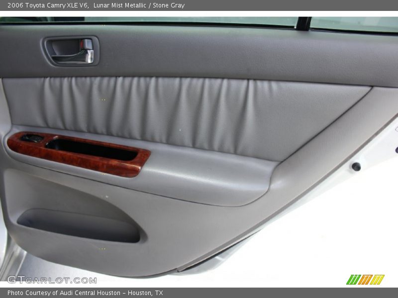 Lunar Mist Metallic / Stone Gray 2006 Toyota Camry XLE V6