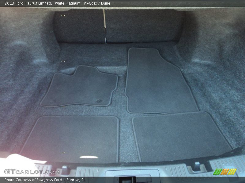 White Platinum Tri-Coat / Dune 2013 Ford Taurus Limited