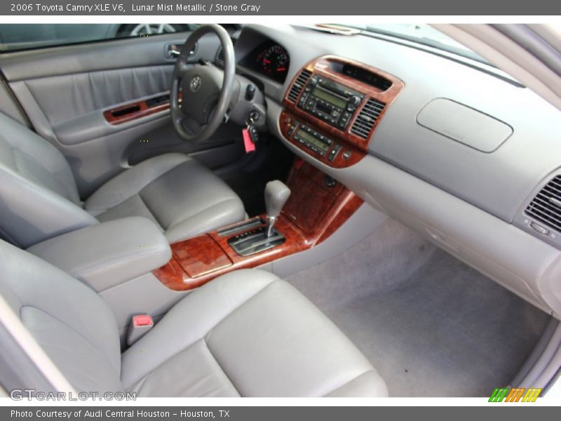 Lunar Mist Metallic / Stone Gray 2006 Toyota Camry XLE V6