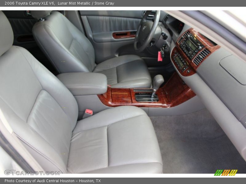 Lunar Mist Metallic / Stone Gray 2006 Toyota Camry XLE V6
