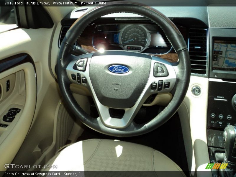 White Platinum Tri-Coat / Dune 2013 Ford Taurus Limited