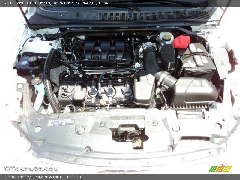 White Platinum Tri-Coat / Dune 2013 Ford Taurus Limited