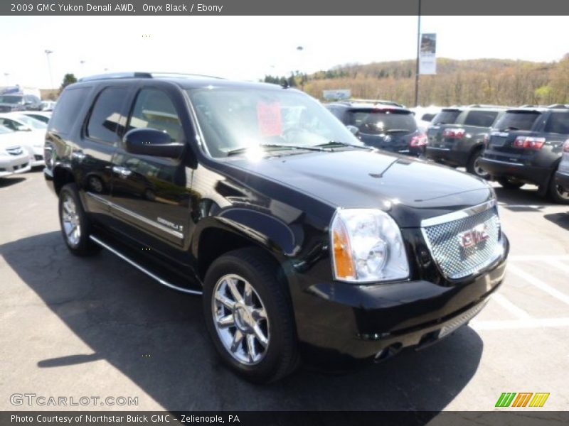 Onyx Black / Ebony 2009 GMC Yukon Denali AWD