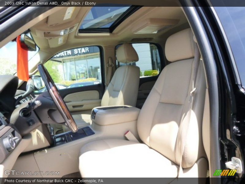 Onyx Black / Ebony 2009 GMC Yukon Denali AWD