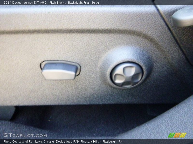 Pitch Black / Black/Light Frost Beige 2014 Dodge Journey SXT AWD