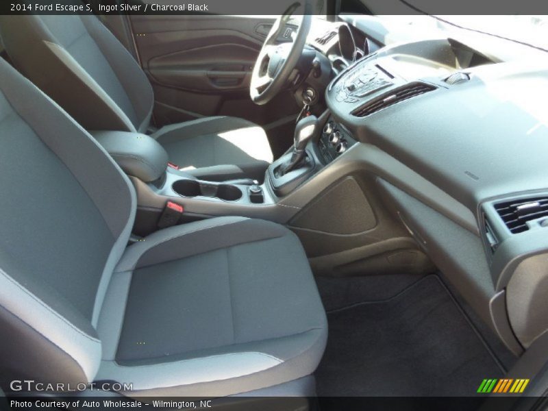 Ingot Silver / Charcoal Black 2014 Ford Escape S