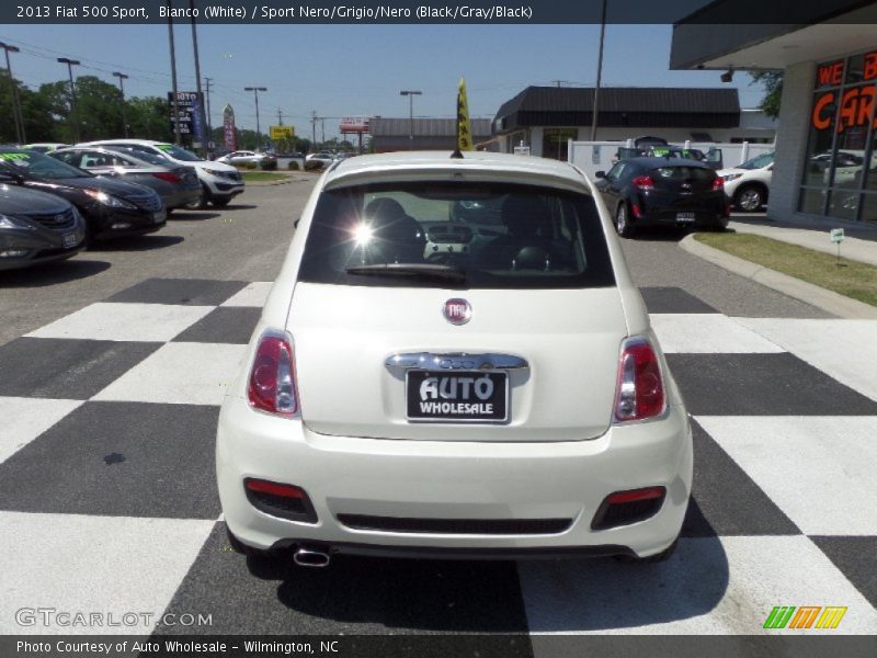 Bianco (White) / Sport Nero/Grigio/Nero (Black/Gray/Black) 2013 Fiat 500 Sport