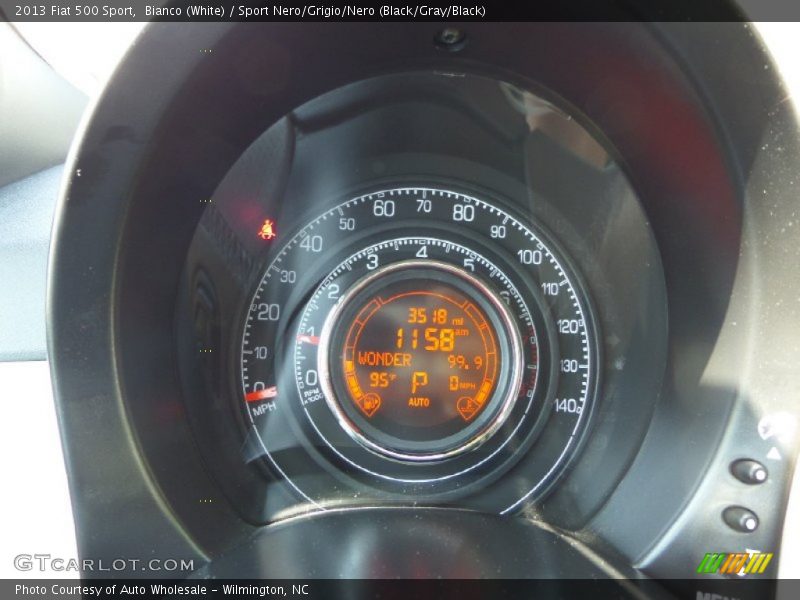 Bianco (White) / Sport Nero/Grigio/Nero (Black/Gray/Black) 2013 Fiat 500 Sport