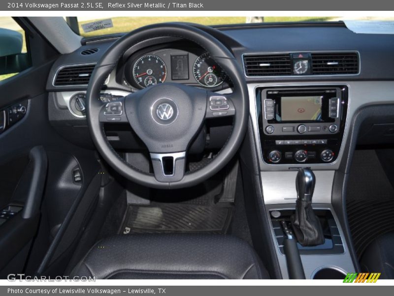 Reflex Silver Metallic / Titan Black 2014 Volkswagen Passat 2.5L SE