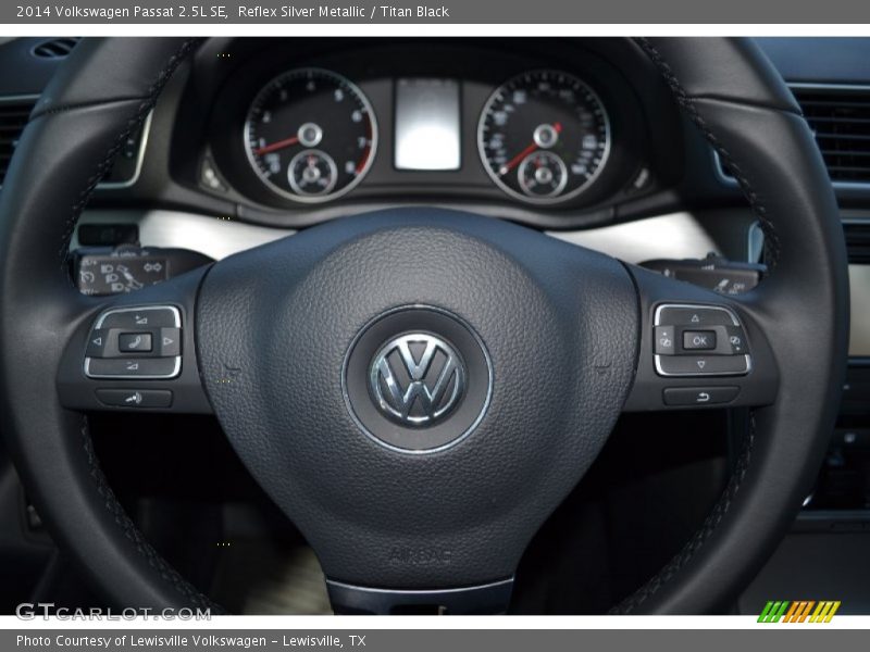 Reflex Silver Metallic / Titan Black 2014 Volkswagen Passat 2.5L SE