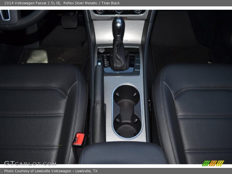 Reflex Silver Metallic / Titan Black 2014 Volkswagen Passat 2.5L SE