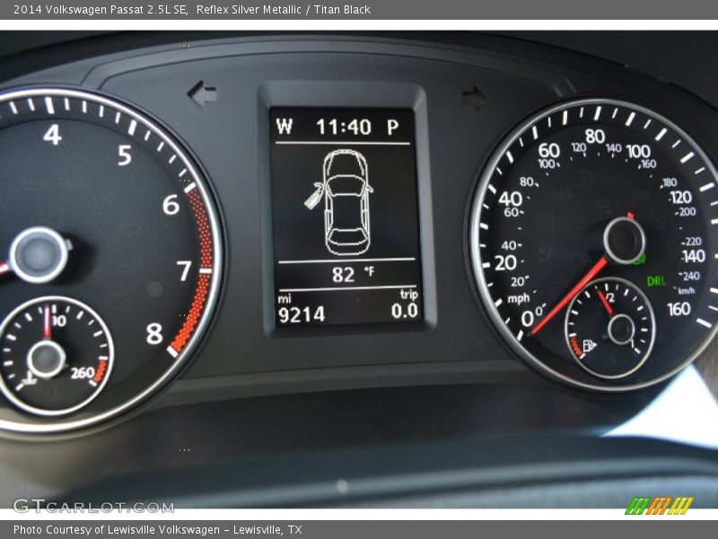 Reflex Silver Metallic / Titan Black 2014 Volkswagen Passat 2.5L SE
