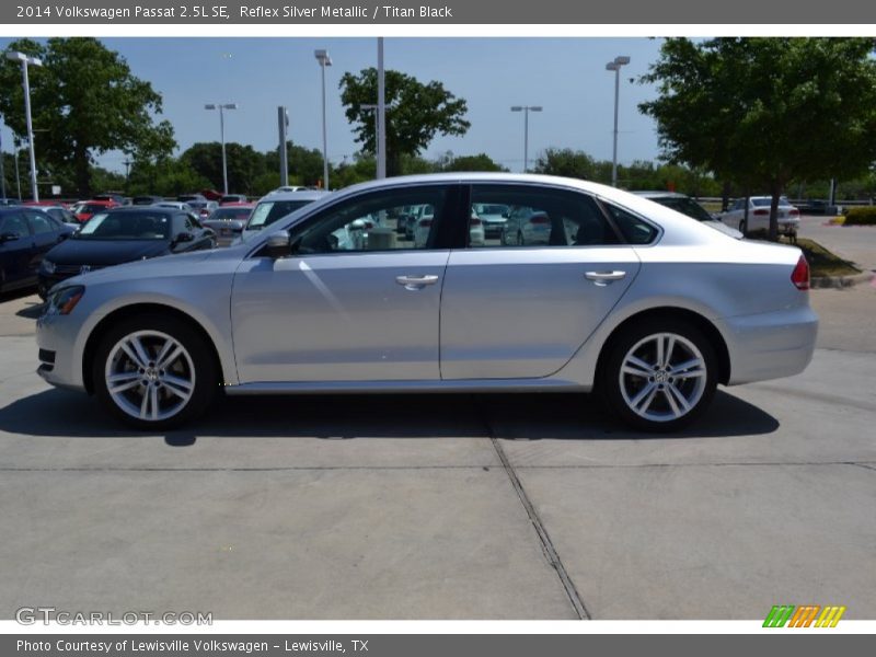 Reflex Silver Metallic / Titan Black 2014 Volkswagen Passat 2.5L SE