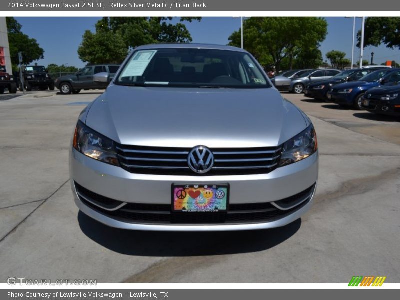 Reflex Silver Metallic / Titan Black 2014 Volkswagen Passat 2.5L SE
