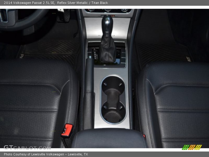 Reflex Silver Metallic / Titan Black 2014 Volkswagen Passat 2.5L SE