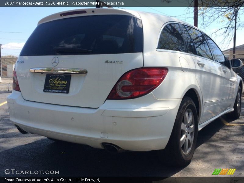 Alabaster White / Macadamia 2007 Mercedes-Benz R 350 4Matic