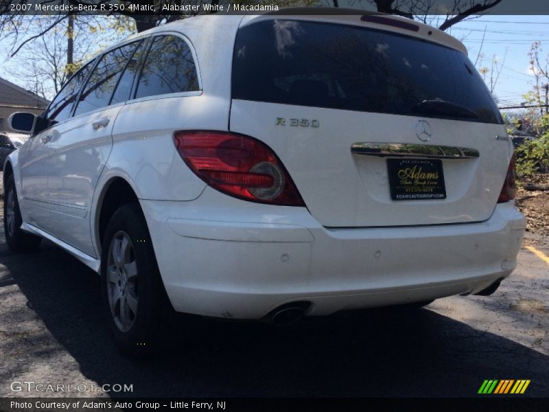 Alabaster White / Macadamia 2007 Mercedes-Benz R 350 4Matic