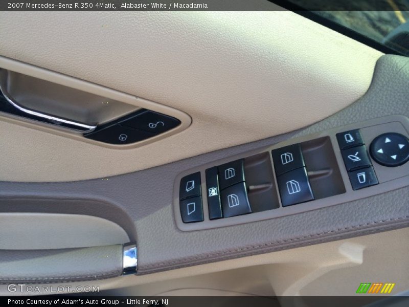 Alabaster White / Macadamia 2007 Mercedes-Benz R 350 4Matic