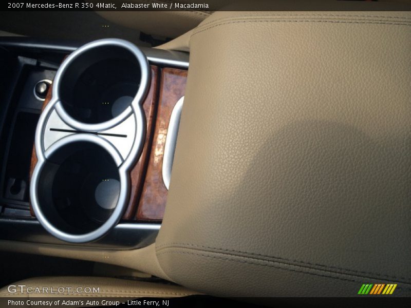 Alabaster White / Macadamia 2007 Mercedes-Benz R 350 4Matic