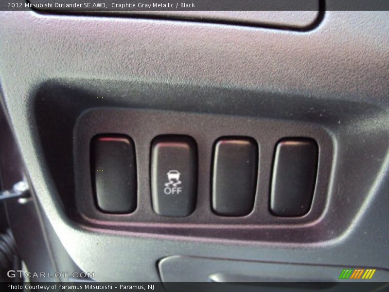 Graphite Gray Metallic / Black 2012 Mitsubishi Outlander SE AWD