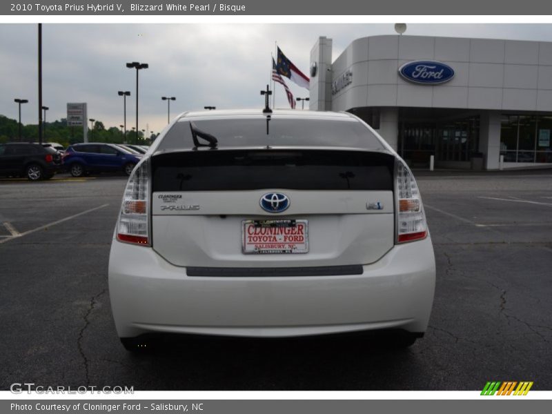 Blizzard White Pearl / Bisque 2010 Toyota Prius Hybrid V